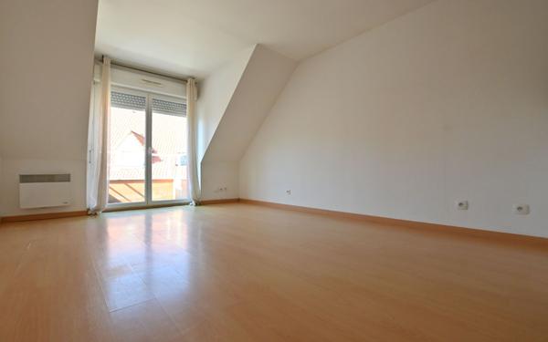 Appartement à vendre    3 pièces • 48 m2 Rue
