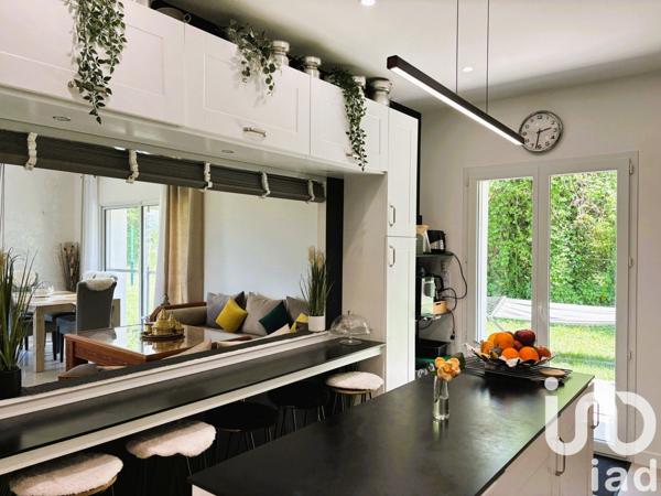 Maison à vendre 6 pièces 138 m² Domessin