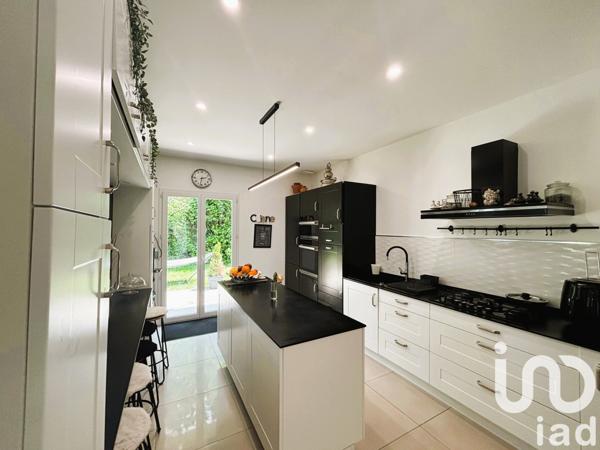 Maison à vendre 6 pièces 138 m² Domessin