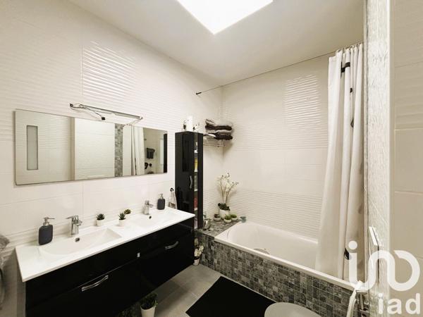 Maison à vendre 6 pièces 138 m² Domessin