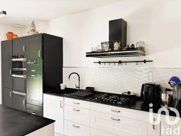 Maison à vendre 6 pièces 138 m² Domessin