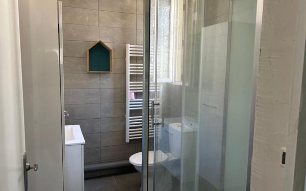 Appartement à louer    3 pièces •  Plan-d'Orgon