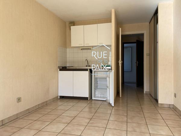 79300 Bressuire Studio de 22.47 m2, en centre-ville
