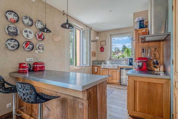Vente Maison de luxe Tassin-la-Demi-Lune 8 Pièces 275 m²