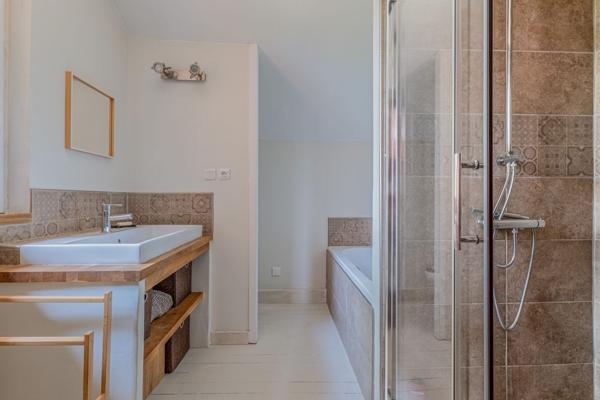 Vente Maison de luxe Tassin-la-Demi-Lune 8 Pièces 275 m²