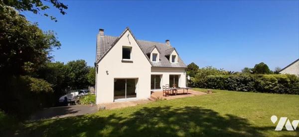 MAISON URVILLE-NACQUEVILLE 4 CHAMBRES + GARAGE + JARDIN