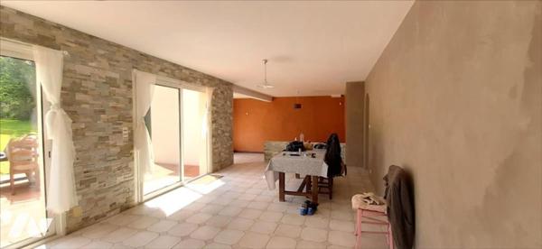 MAISON URVILLE-NACQUEVILLE 4 CHAMBRES + GARAGE + JARDIN