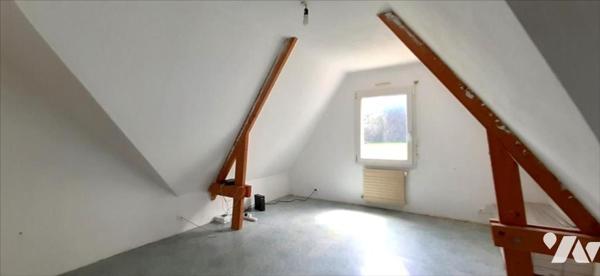 MAISON URVILLE-NACQUEVILLE 4 CHAMBRES + GARAGE + JARDIN