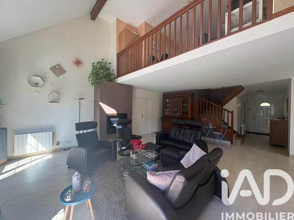 Maison à vendre 7 pièces 169,32 m² Marolles-en-Brie