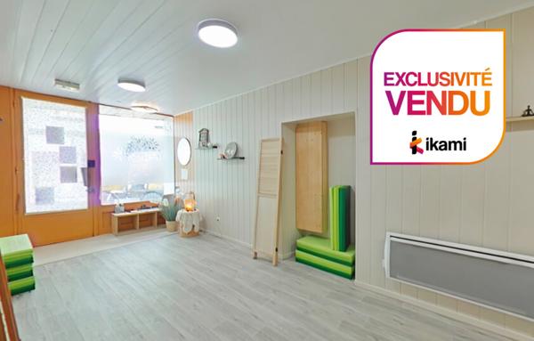 Local commercial idéalement situé au centre ville de St Pierre d'Albigny