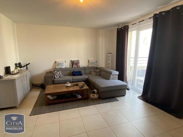 Appartement à louer 4 pièces 75.92m²