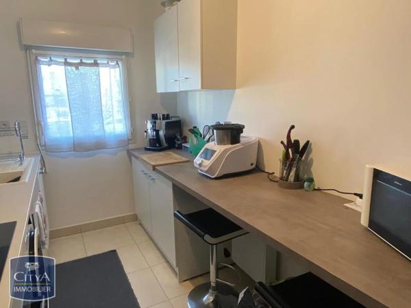 Appartement à louer 4 pièces 75.92m²