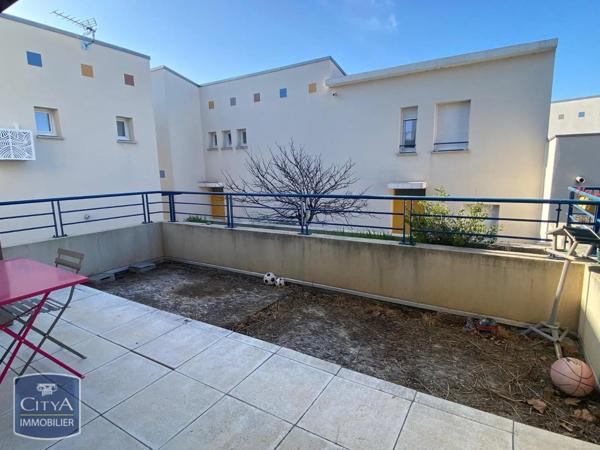 Appartement à louer 4 pièces 75.92m²