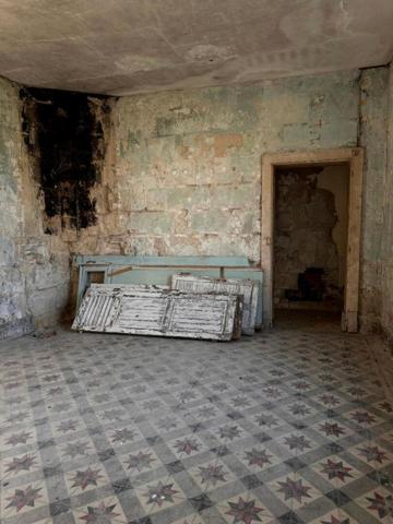 Immeuble en pierre avec fort potentiel de division ? 220 m² à rénover entièrement