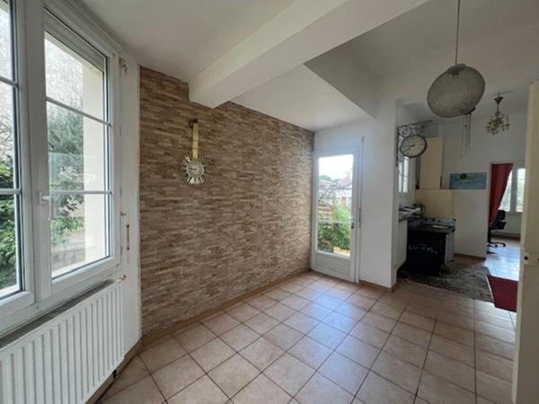 Maison de ville habitable en plain-pied - Aiguillon