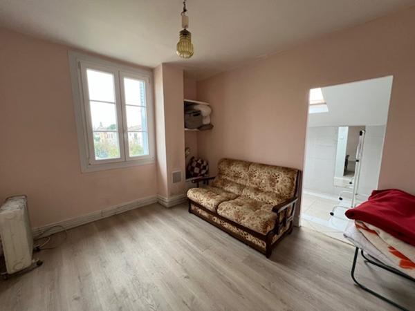 Maison de ville habitable en plain-pied - Aiguillon