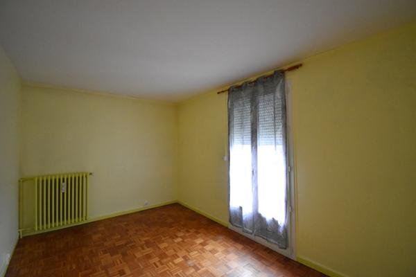 Appartement à vendre 3 pièces, 1 cave et parking NEVERS (58) dans une résidence calme, quartier agréable à saisir !!