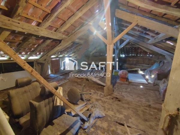 FERME A RESTAURER EN CAMPAGNE AVEC 2,5 hectares