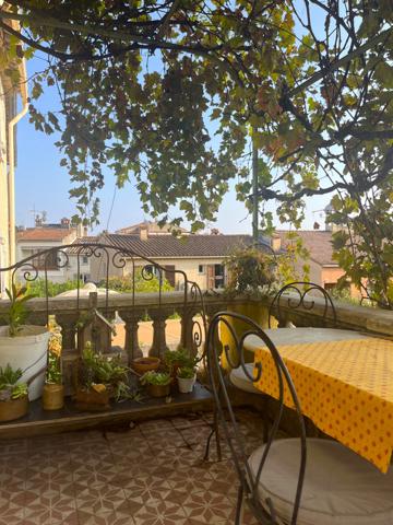 La Colle-sur-Loup (06480) MAISON AVEC TERRAIN ET STATIONNEMENTS PROCHE VILLAGE