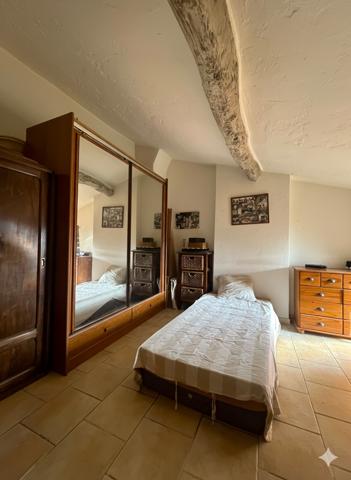 La Colle-sur-Loup (06480) MAISON AVEC TERRAIN ET STATIONNEMENTS PROCHE VILLAGE