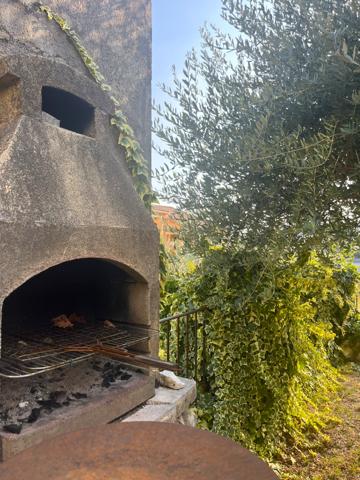 La Colle-sur-Loup (06480) MAISON AVEC TERRAIN ET STATIONNEMENTS PROCHE VILLAGE