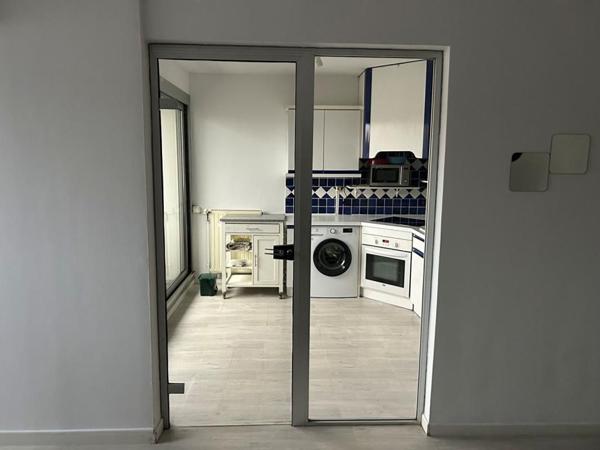 33 Bordeaux Secteur Pellegrin Appartement 4 pièces 70 m2 avec garage