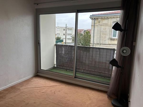 33 Bordeaux Secteur Pellegrin Appartement 4 pièces 70 m2 avec garage