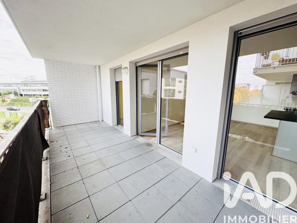 Location appartement 3 pièces 61 m² Massy