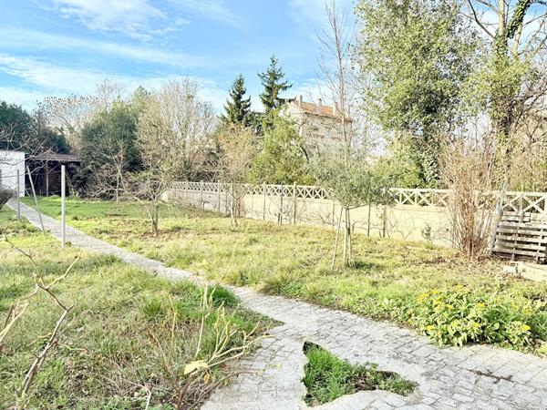 Maison Houilles 8 pièce(s) 138 m2 750 000 € ** - Référence 7604