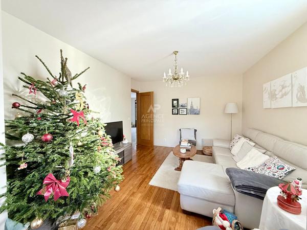 Maison Houilles 8 pièce(s) 138 m2 750 000 € ** - Référence 7604