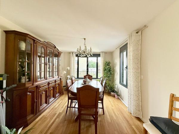 Maison Houilles 8 pièce(s) 138 m2 750 000 € ** - Référence 7604