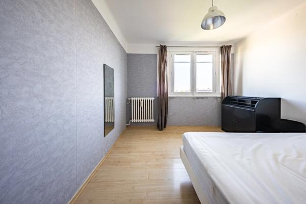 Appartement à vendre 5 pièces DIJON (21) de 95 m² avec grand balcon, cave et garage
