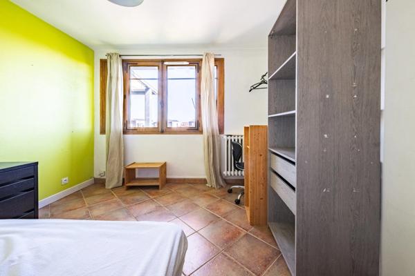 Appartement à vendre 5 pièces DIJON (21) de 95 m² avec grand balcon, cave et garage