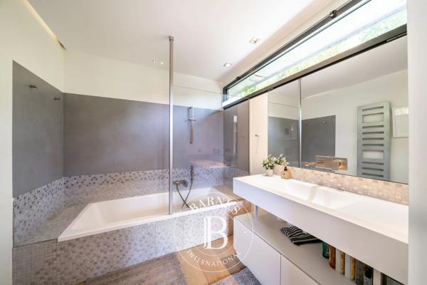 Cannes, Villa 6 Chambres -  379 m² à vendre