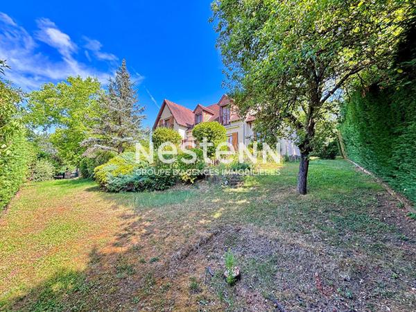 VAUHALLAN - Maison familiale à louer - 164 m² - 5 chambres - Terrain 1 505 m² - Vue dégagée sur les champs - Sous-sol total - Proche Plateau de Saclay
