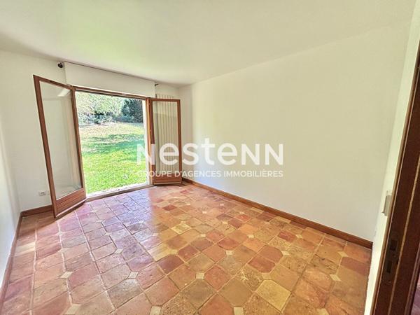 VAUHALLAN - Maison familiale à louer - 164 m² - 5 chambres - Terrain 1 505 m² - Vue dégagée sur les champs - Sous-sol total - Proche Plateau de Saclay