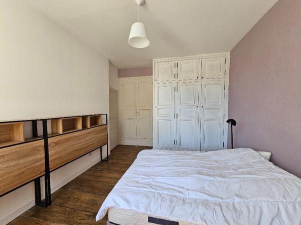 Maison de ville à vendre La Couronne 4 chambres, garage et jardin