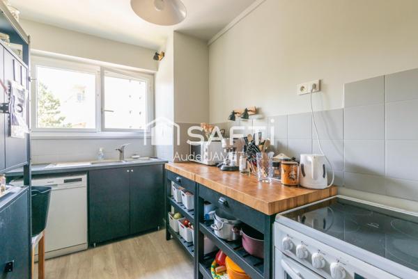 Versailles Montreuil idéalement situé 102 m2