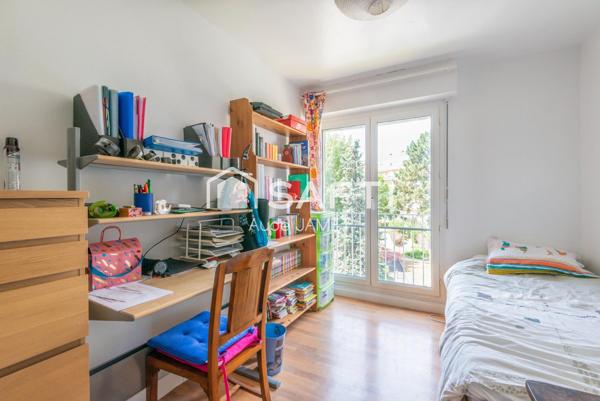 Versailles Montreuil idéalement situé 102 m2