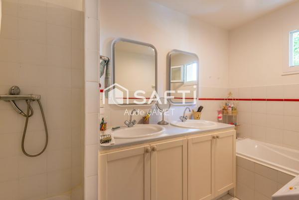 Versailles Montreuil idéalement situé 102 m2