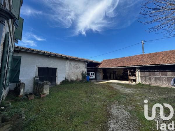 Maison de ville 4 pièces de 107 m² à Soyaux (16800)