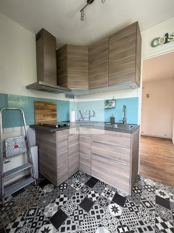 Canapville (14800) Canapville - 7 min Deauville - Maison 39 m² - Terrain 749 m² - Dépendance 10 m² - Garage - Zone UD - Travaux -