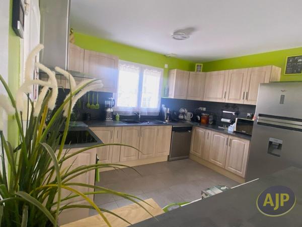 Vente maison Tuffalun : 252 000 € - AJP Immobilier Angers