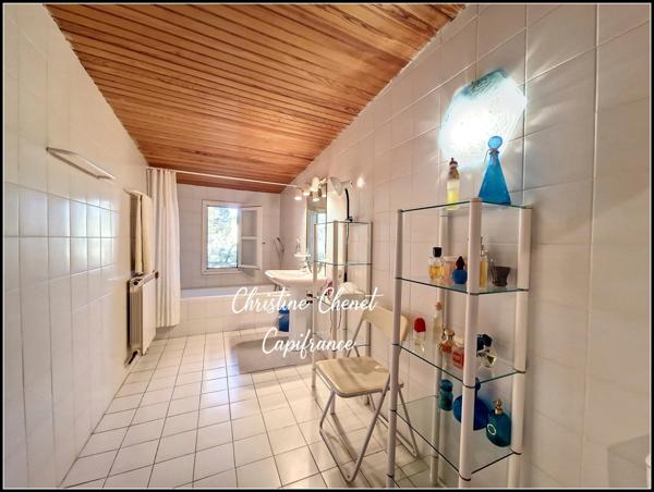 À Vendre – Maison de Charme 4 Chambres avec Jardin Arboré – Marsillargues, entre Montpellier et Nîmes