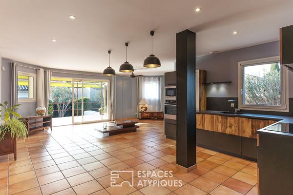 Maison familiale contemporaine avec piscine et studio indépendant