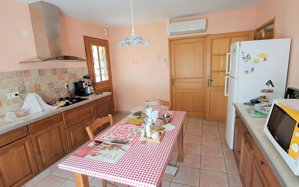 Maison à vendre    4 pièces •  Creysse