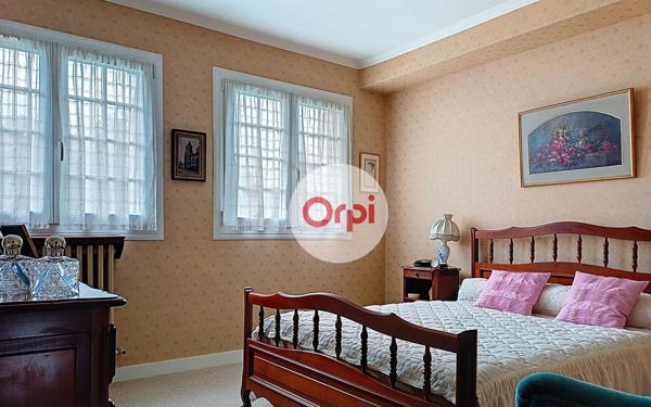 Maison à vendre    4 pièces •  Questembert