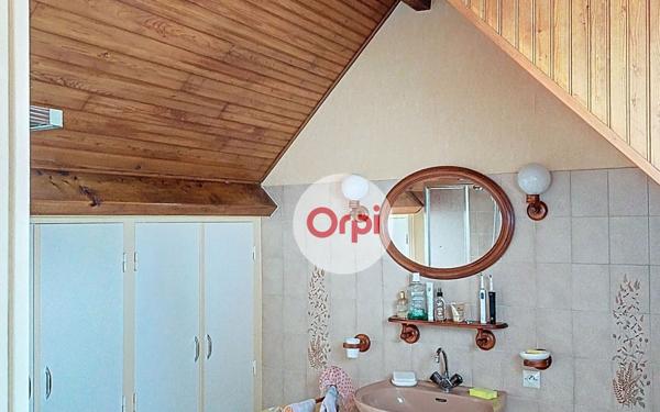 Maison à vendre    4 pièces •  Questembert