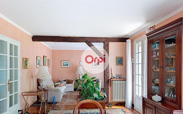 Maison à vendre    4 pièces •  Questembert