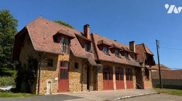 Propriété patrimoniale de 1 421 m² sur près de 16 hectares à 35 min de Paris.